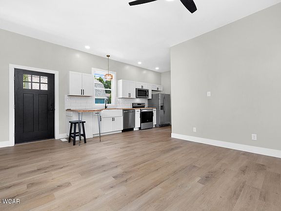 2nd image of 314 N Madriver St