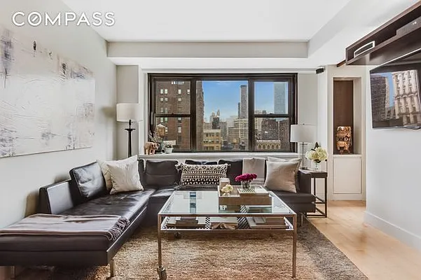 Sold by Compass | media 1