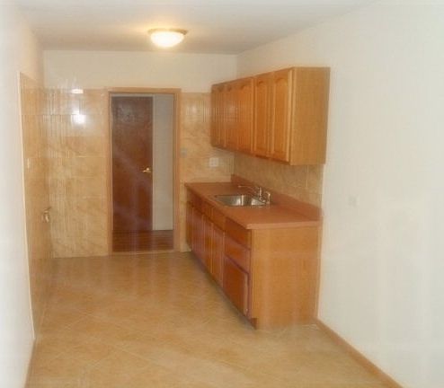 3rd image of 2750 Olinville Ave APT 4A