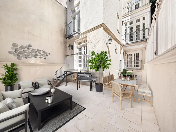 44 East 74th Street image 1 of 15