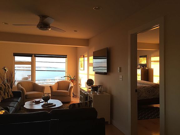 Livingroom / Peaks Island 