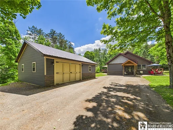 897 Butternut Brook Rd, Portville, NY 14770