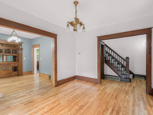 2524 Buchanan St NE, Minneapolis, MN 55418