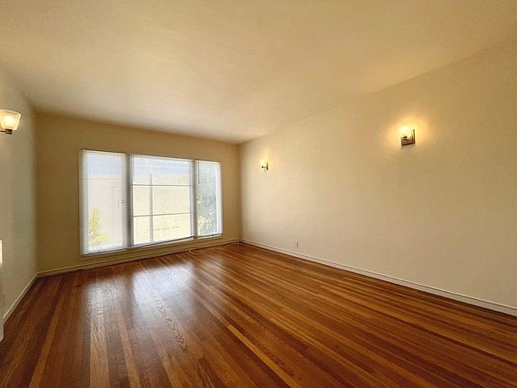 2nd image of 475 Chestnut St APT 4
