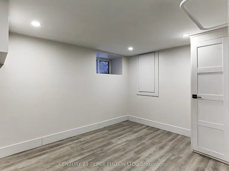 1989 Davenport Rd #1 — Photo 14