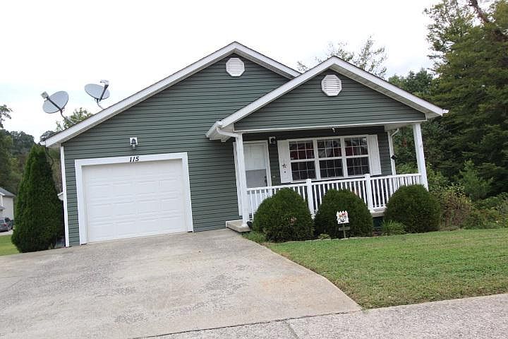1st image of 115 Bayside Dr
