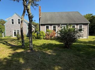 2 Farmers Rd, Edgartown, MA 02539