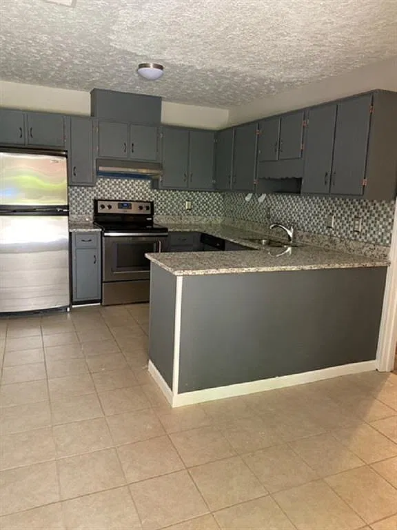 2 bed, 2.0 bath, $1,850 — Photo 3
