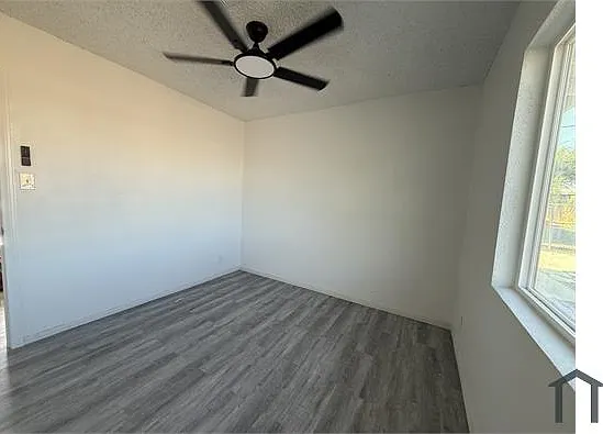 3 bed, 1300 sqft, $1,700 — Photo 4