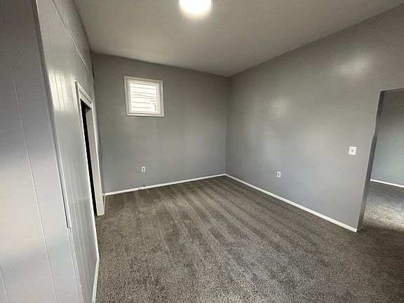 4th image of 703 N 10th Ave