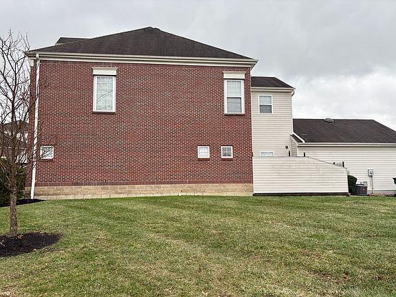 Side profile of Townhome (End Unit)