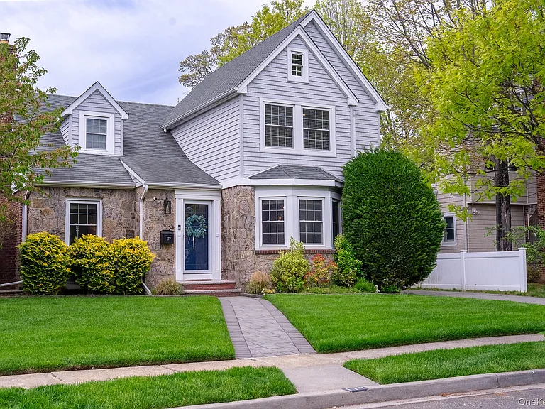 177 Fonda Rd — Photo 1