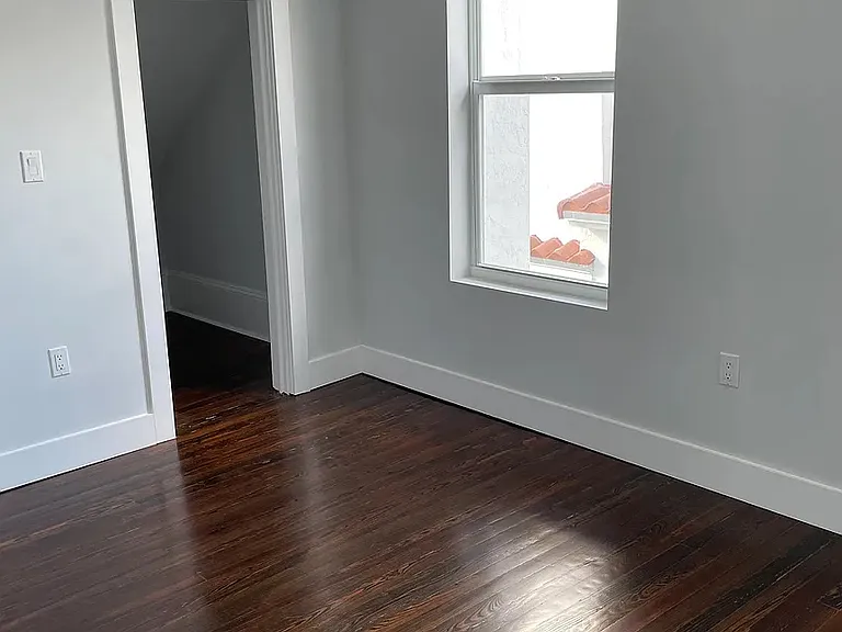 7121 SW 63rd Ave — Photo 12
