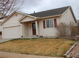 3801 Bison Ln, Pueblo, CO 81005
