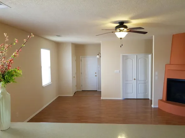 1605 Veridian Dr SE, Rio Rancho, NM 87124