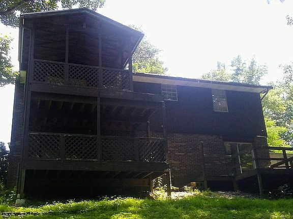 3 Decks (2 Covered)