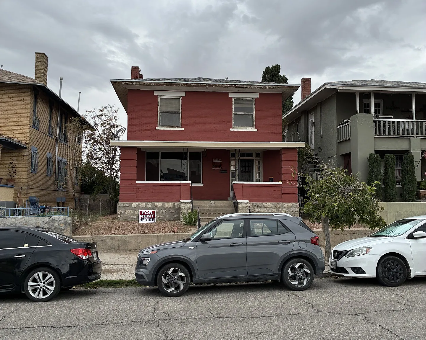 4 bed, 2240 sqft, $2,300 — Photo 1