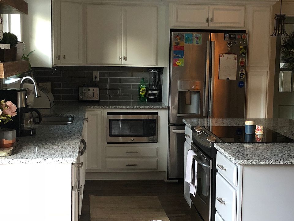 1st image of 332 Williams Ln