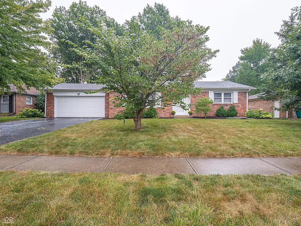 521 Lawndale Dr