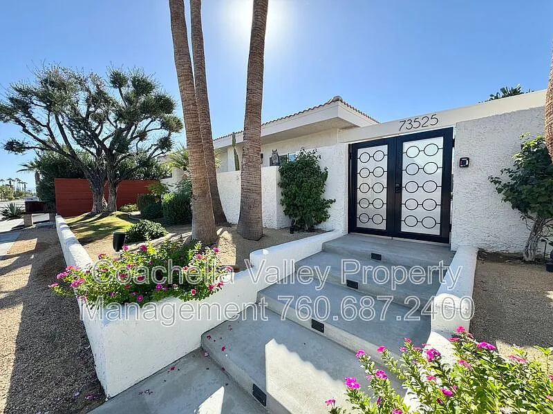 73525 Shadow Mountain Dr — Photo 1