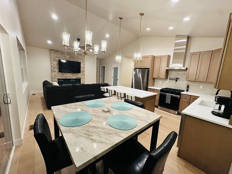 646 Haynes Dr — Photo 7