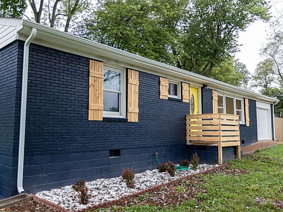 4th image of 213 Rebecca Ln