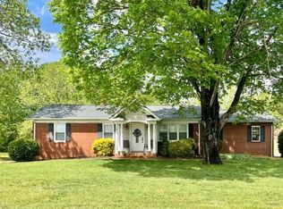 2296 Milton St, Newton, NC 28658
