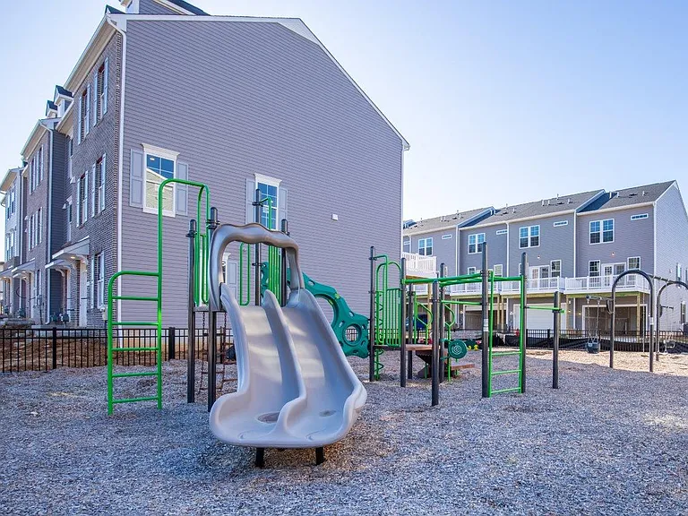 Towns at Andrews Park — Photo 19