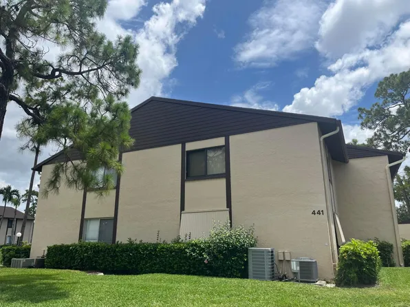 441 Pine Glen Lane #B1, Greenacres, FL 33463