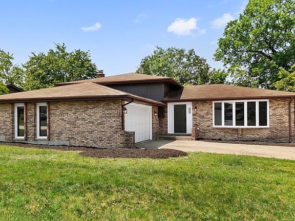 2nd image of 351 Jacqueline Dr