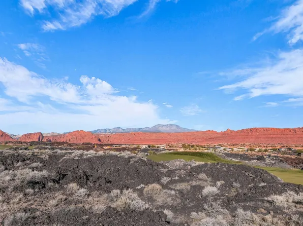 2442 S Village Dr, Santa Clara, UT 84765