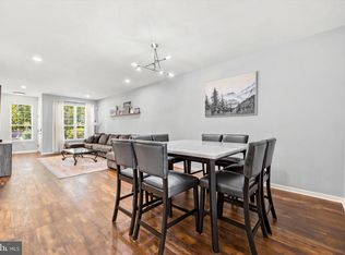 53 Dispatch Dr, Washington Crossing, PA 18977