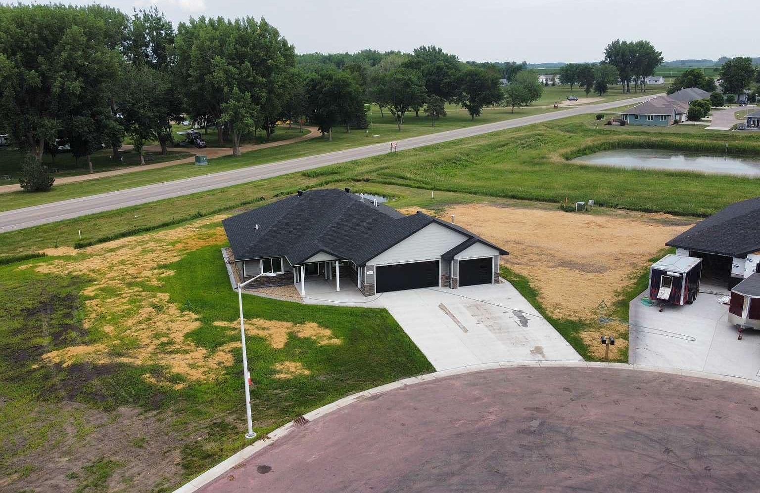 963 Sterling Ave, Worthington, MN 56187 MLS 6392814 Zillow