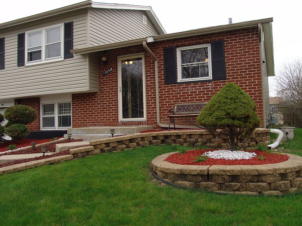 1st image of 17691 Sarah Ln