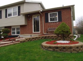 17691 Sarah Ln, Country Club Hills, IL