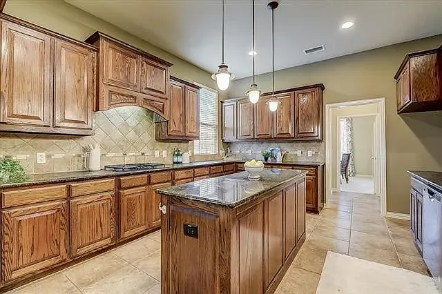7812 Edgeglen Trl — Photo 8