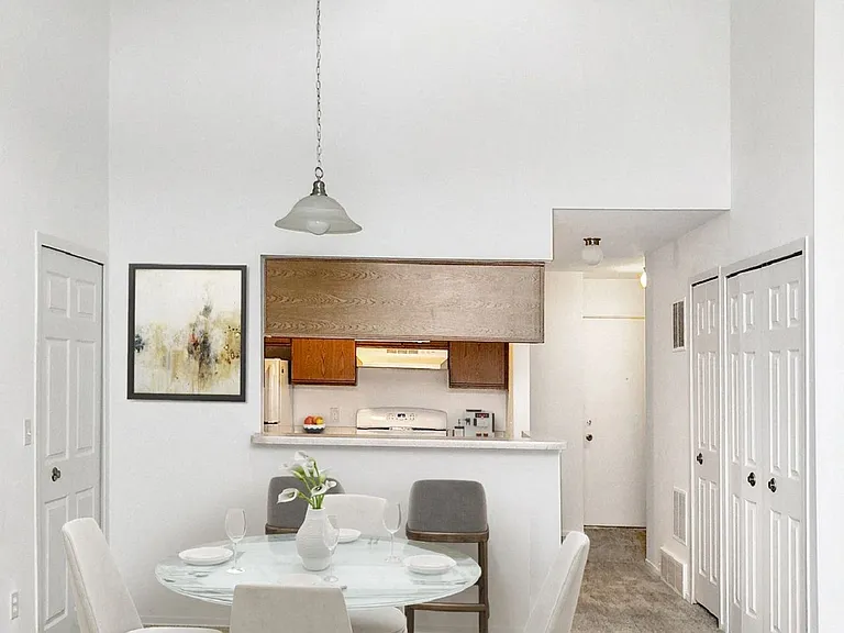 Northport Apartments — Photo 19