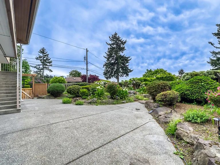 5204 SW Pritchard St — Photo 21