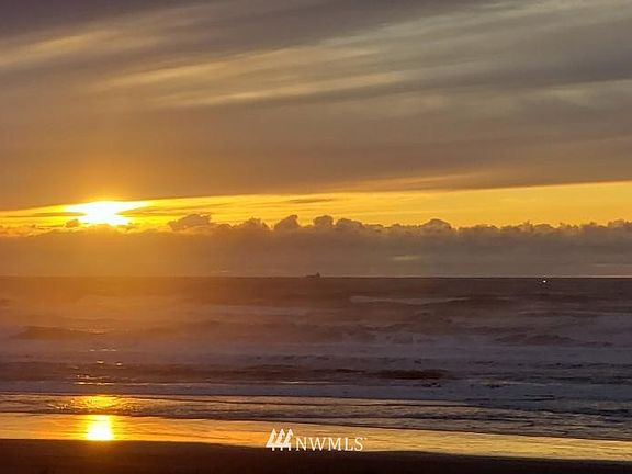 2nd image of 1307 SW Ocean Shores Boulevard #33