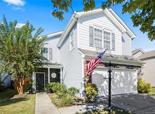 15622 Lakepoint Forest Dr, Charlotte, NC 28278