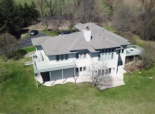 844 Newcastle Ct, Wales, WI 53183