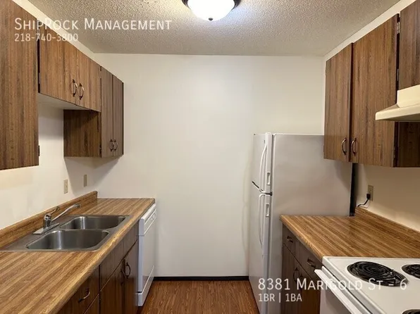 8381 Marigold St, Virginia, MN