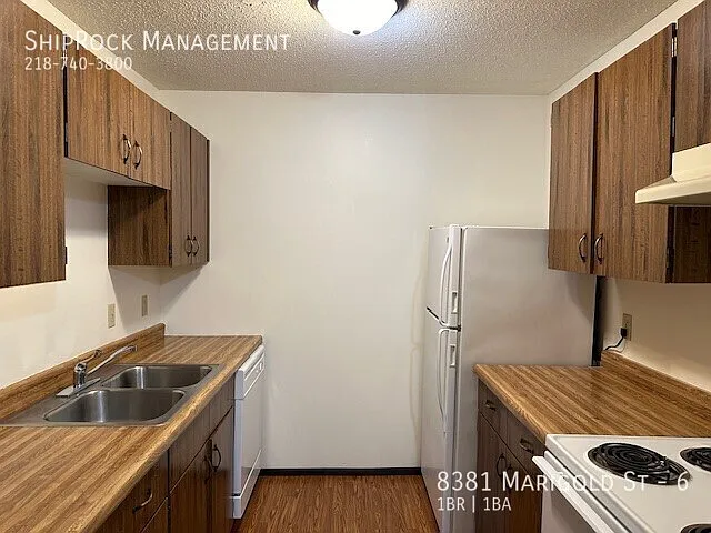 Building Photo - 8381 Marigold St #6