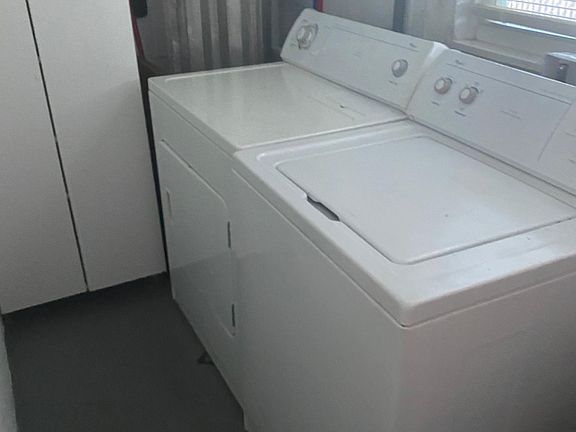 3rd image of 2500 NE Indian River Dr Unit 4