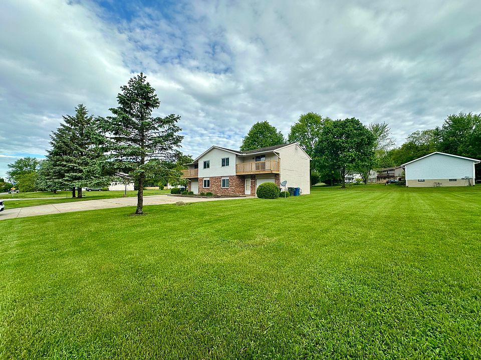 Duplex Unit on Spacious Double-Lot