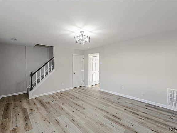4th image of 9308 Gildenfield Ct