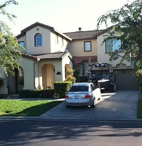 5904 Riverbank Cir photo 1