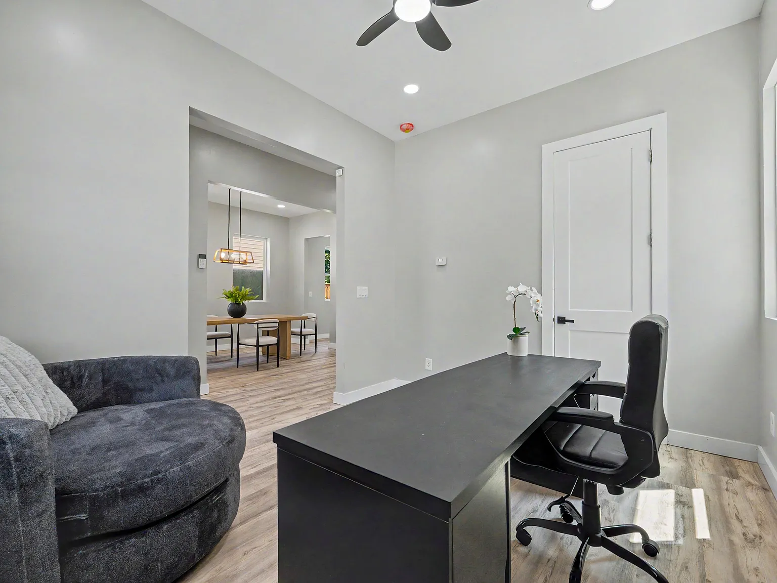 4 bed, 2662 sqft, $3,500 — Photo 4