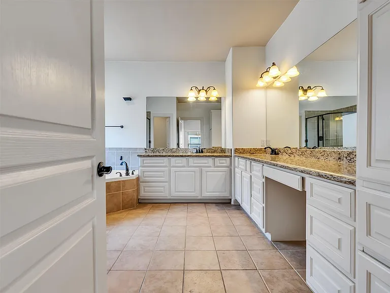 2540 Prospect St #B — Photo 27