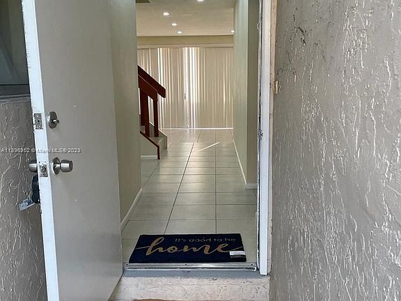 4th image of 893 NW 81st Way #4
